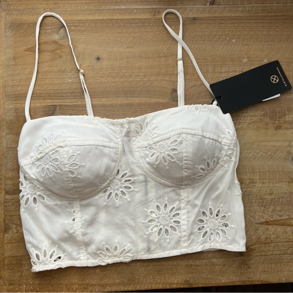 New Vix Paula Hermanny White Kiara Eyelet Cropped
Bustier Top Size S - Picture 2 of 7